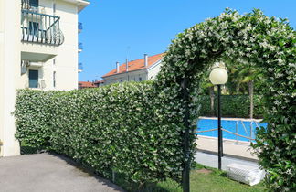 Photo 3 - Appartement de 1 chambre à Jesolo avec piscine et vues à la mer