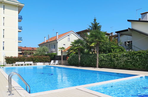 Photo 20 - 1 bedroom Apartment in Jesolo with swimming pool and sea view