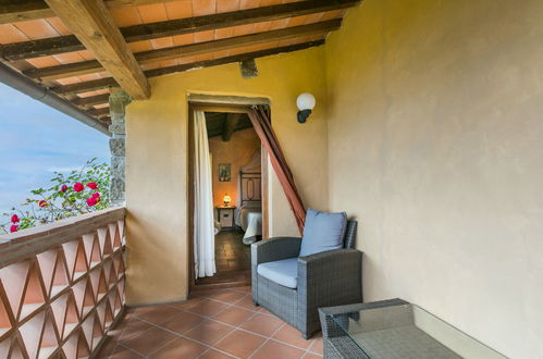 Photo 25 - Maison de 1 chambre à Pescia avec piscine et jardin