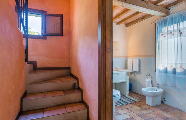 Casa de 2 quartos em Pescia com piscina e jardim - Foto 18
