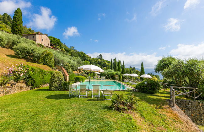 Casa de 2 quartos em Pescia com piscina e jardim - Foto 29