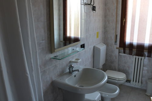 Foto 16 - Apartamento de 2 quartos em Lazise com piscina e jardim