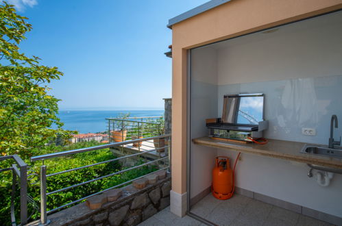 Foto 21 - Casa de 2 quartos em Lovran com terraço e vistas do mar
