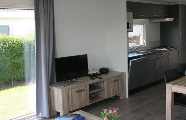 4 bedroom House in Retranchement with garden and terrace - Photo 6