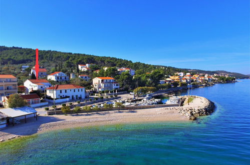 Foto 1 - Apartamento de 3 habitaciones en Trogir con terraza y vistas al mar