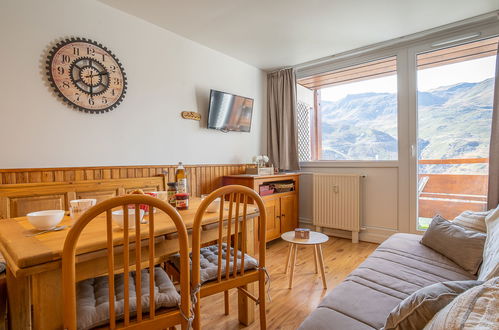 Photo 6 - 2 bedroom Apartment in Les Belleville with mountain view