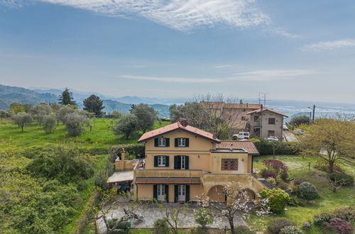 Photo 36 - 2 bedroom House in Massarosa with garden and terrace