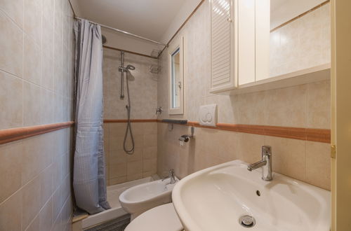 Photo 33 - 2 bedroom House in Massarosa with garden and terrace