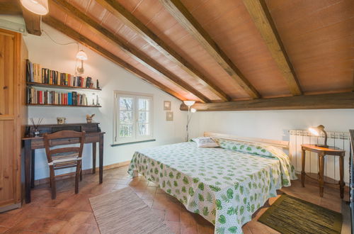 Photo 25 - 2 bedroom House in Massarosa with garden and terrace