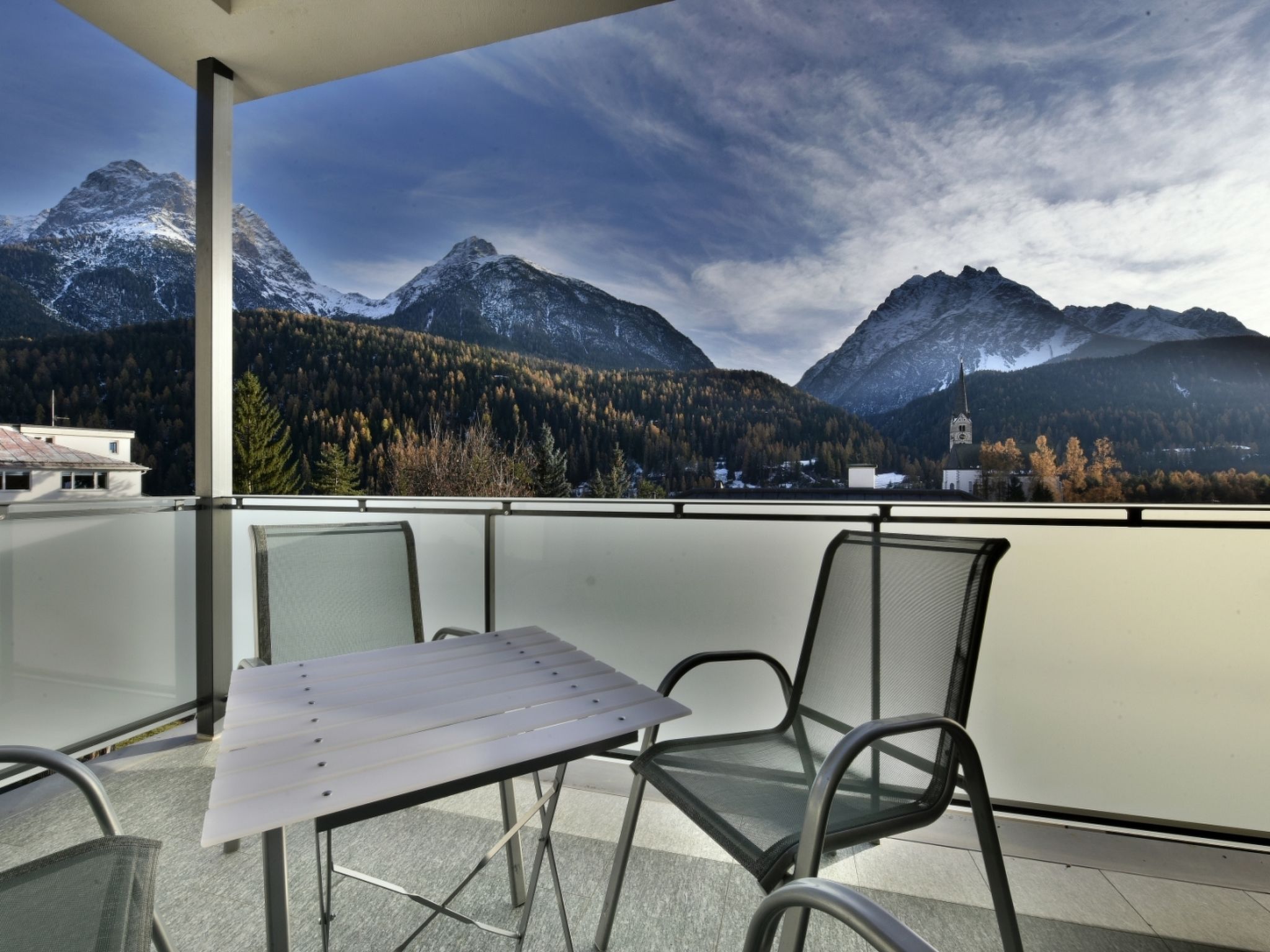 Foto 3 - Apartamento de 3 quartos em Scuol com vista para a montanha