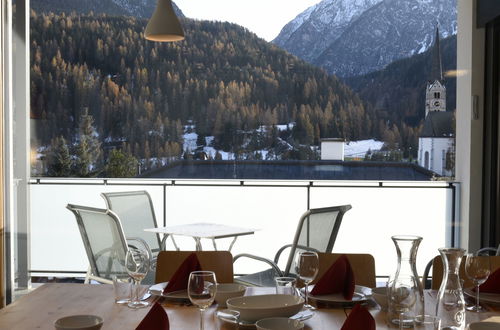 Foto 5 - Apartamento de 3 quartos em Scuol