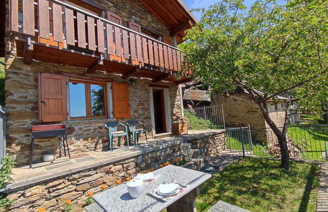 Haus mit 3 Schlafzimmern in San Nazzaro Val Cavargna mit garten und terrasse - Foto 1