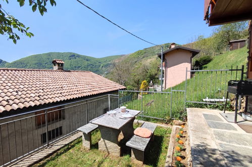 Foto 19 - Casa de 2 habitaciones en San Nazzaro Val Cavargna con jardín y terraza