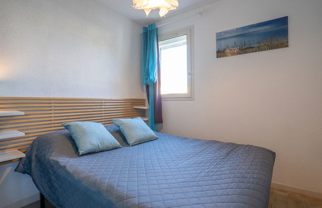 2 bedroom Apartment in Le Grau-du-Roi with swimming pool and terrace - Photo 5