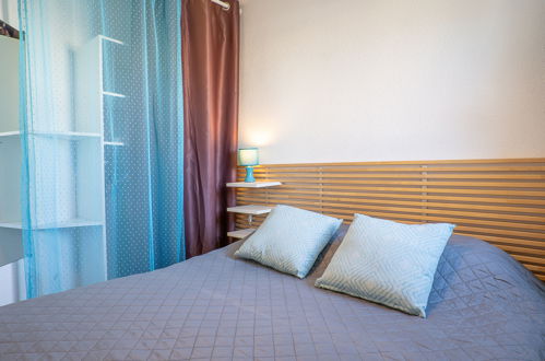 Foto 14 - Apartamento de 1 habitación en Le Grau-du-Roi con piscina y vistas al mar