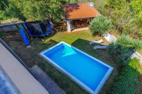 Foto 39 - Appartamento con 4 camere da letto a Barban con piscina privata e giardino