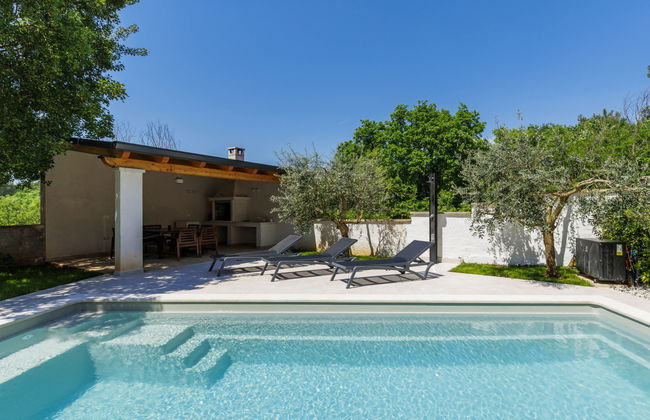 Apartamento de 5 quartos em Barban com piscina privada e jardim - Foto 19