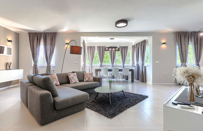 Apartamento de 5 quartos em Barban com piscina privada e jardim - Foto 3