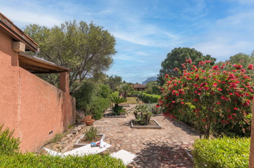 Photo 23 - Maison de 2 chambres à Olbia avec jardin et vues à la mer