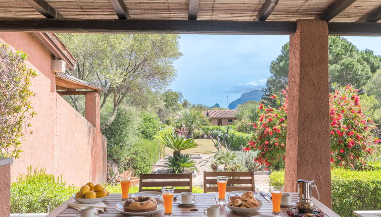 Photo 1 - Maison de 2 chambres à Olbia avec jardin et vues à la mer