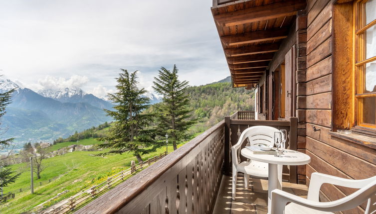 Photo 1 - Appartement de 2 chambres à Sarre avec jardin et vues sur la montagne