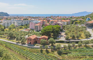 Photo 3 - Maison de 2 chambres à Sestri Levante avec jardin et vues à la mer