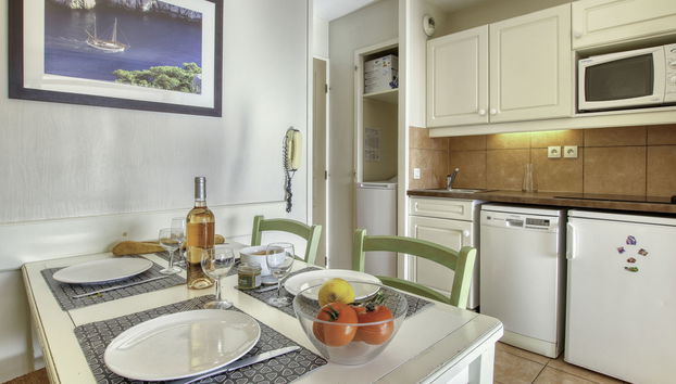 Apartamento de 2 quartos em Six-Fours-les-Plages com piscina e jardim - Foto 4