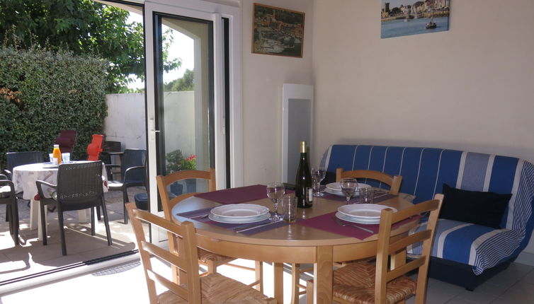 Photo 1 - Maison de 1 chambre à Les Sables-d'Olonne avec terrasse et vues à la mer