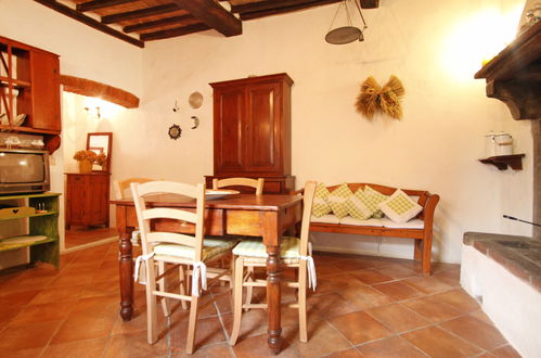 Photo 21 - 2 bedroom Apartment in Montecatini Val di Cecina with garden