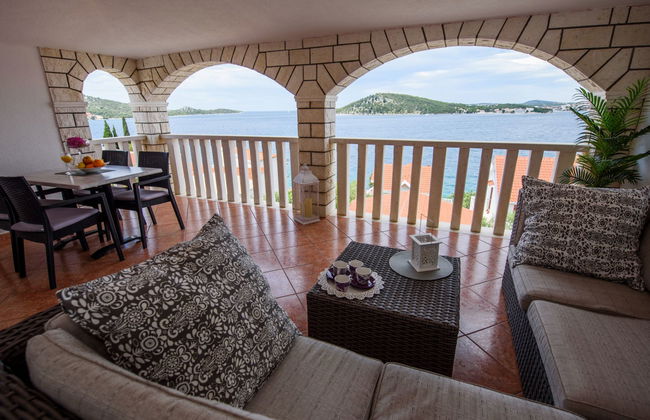 Apartamento de 2 quartos em Rogoznica com terraço - Foto 5