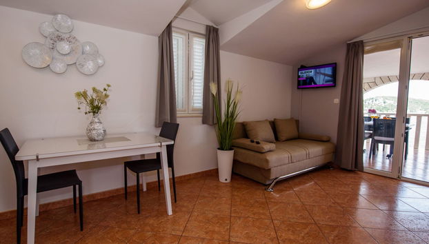 Apartamento de 2 quartos em Rogoznica com terraço - Foto 3