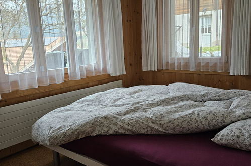 Foto 25 - Appartamento con 3 camere da letto a Zweisimmen