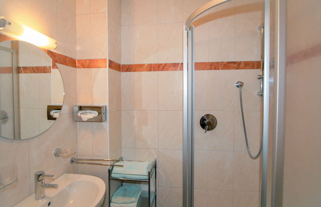 Apartamento de 4 quartos em Stumm com piscina e jardim - Foto 23