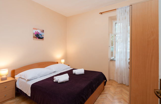 5 bedroom House in Sukošan with garden and terrace - Photo 38