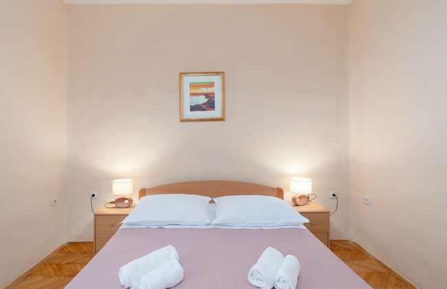 5 bedroom House in Sukošan with garden and terrace - Photo 29