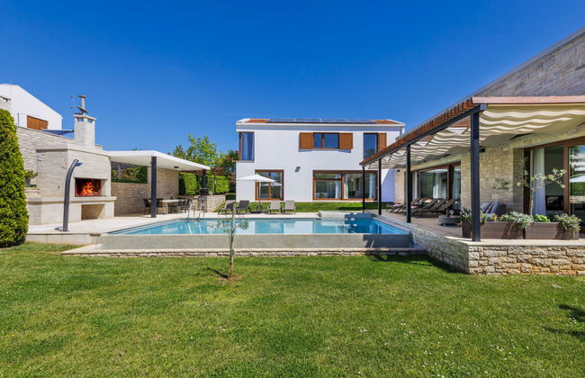 Casa de 5 quartos em Sveti Petar u Šumi com piscina privada e jardim - Foto 46