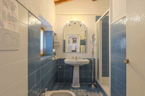 Foto 29 - Haus mit 4 Schlafzimmern in Greve in Chianti mit privater pool und garten
