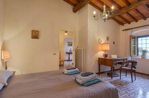 Photo 26 - 4 bedroom House in Greve in Chianti with private pool and garden