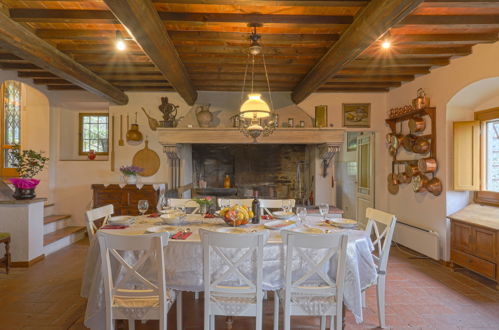 Foto 12 - Casa con 4 camere da letto a Greve in Chianti con piscina privata e giardino