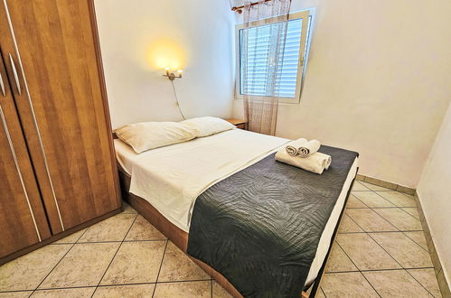 Foto 15 - Appartamento con 2 camere da letto a Korčula con piscina e terrazza