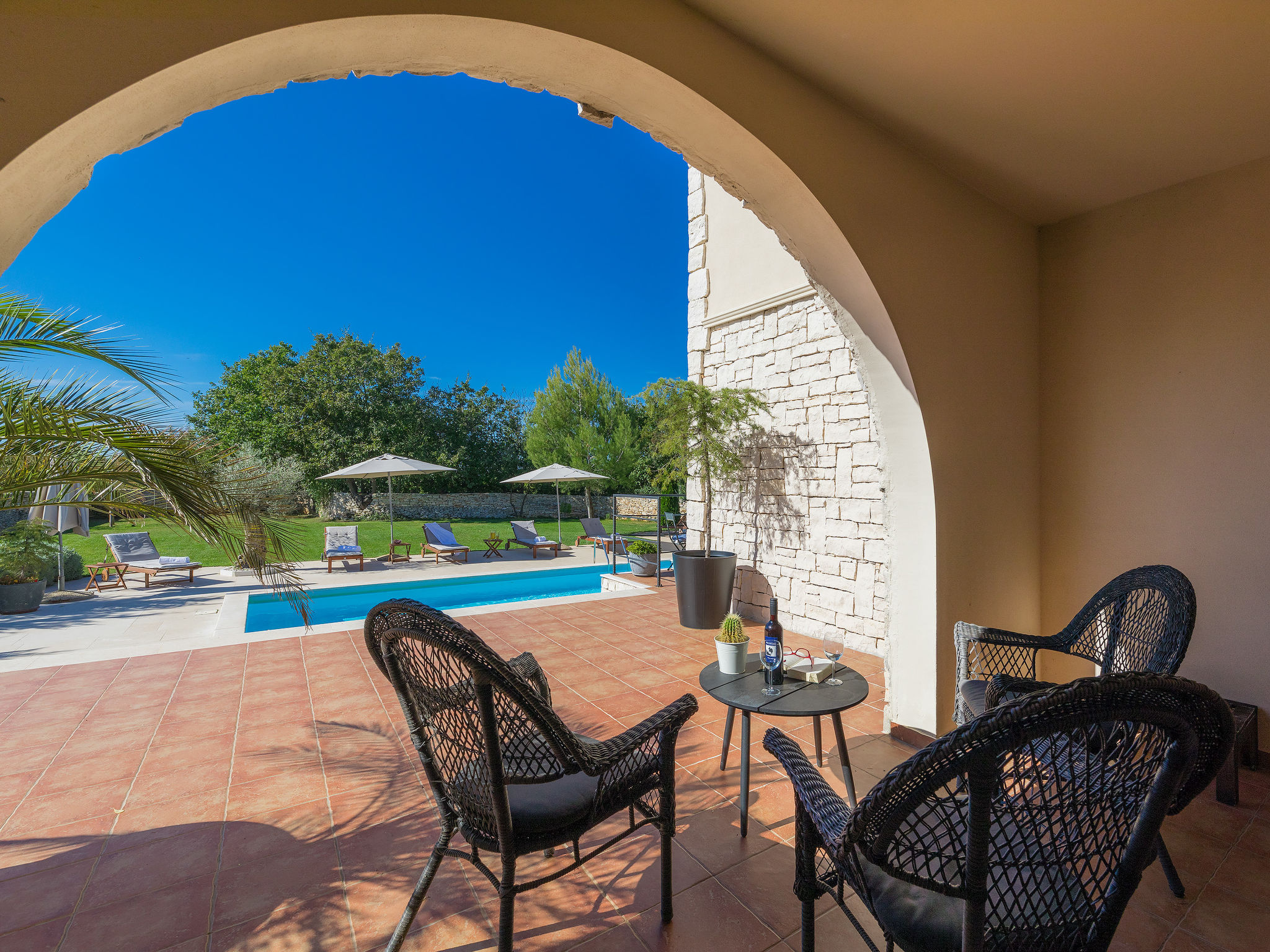 Photo 24 - Maison de 4 chambres à Svetvinčenat avec piscine privée et vues à la mer