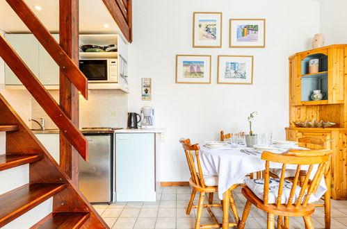 Photo 8 - Maison de 2 chambres à Les Mathes avec piscine et terrasse