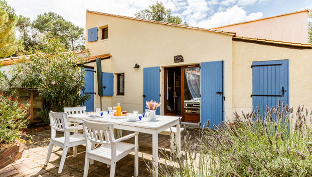 Casa de 3 quartos em Les Mathes com piscina e terraço - Foto 2