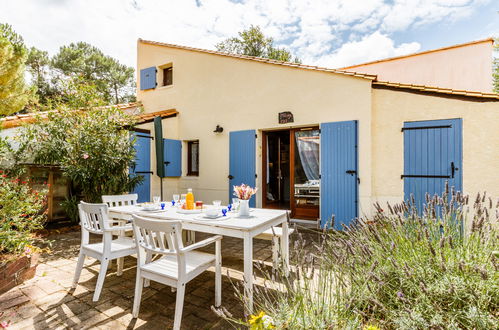 Foto 2 - Casa de 2 quartos em Les Mathes com piscina e terraço