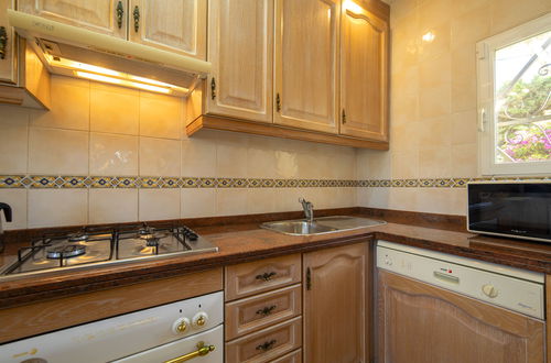 Foto 17 - Casa de 2 quartos em Calp com piscina privada e jardim