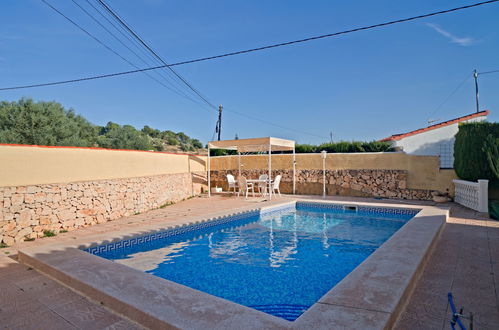 Foto 6 - Casa de 2 quartos em Calp com piscina privada e vistas do mar