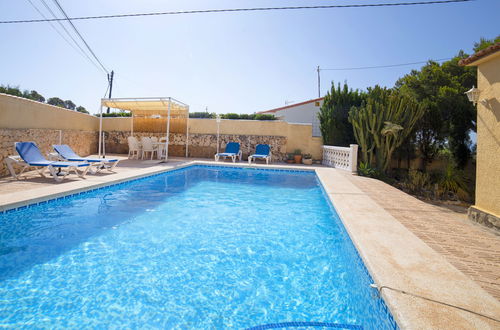 Foto 8 - Casa de 2 quartos em Calp com piscina privada e jardim