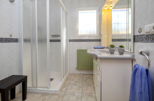 Foto 15 - Casa de 2 quartos em Calp com piscina privada e jardim