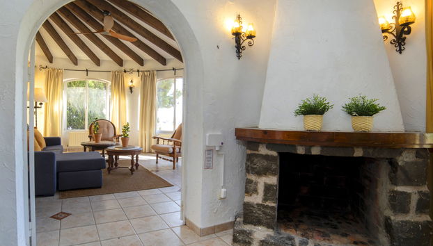Casa de 2 quartos em Calp com piscina privada e jardim - Foto 4