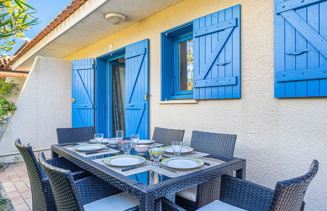 Apartamento de 3 quartos em Le Lavandou com piscina e jardim - Foto 18